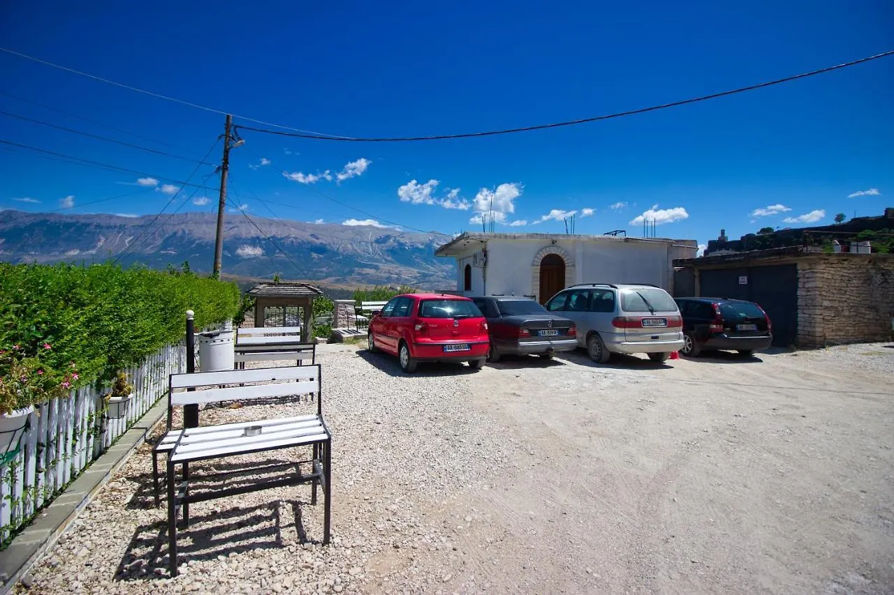 Vila 112 Hotel Gjirokastër Albânia