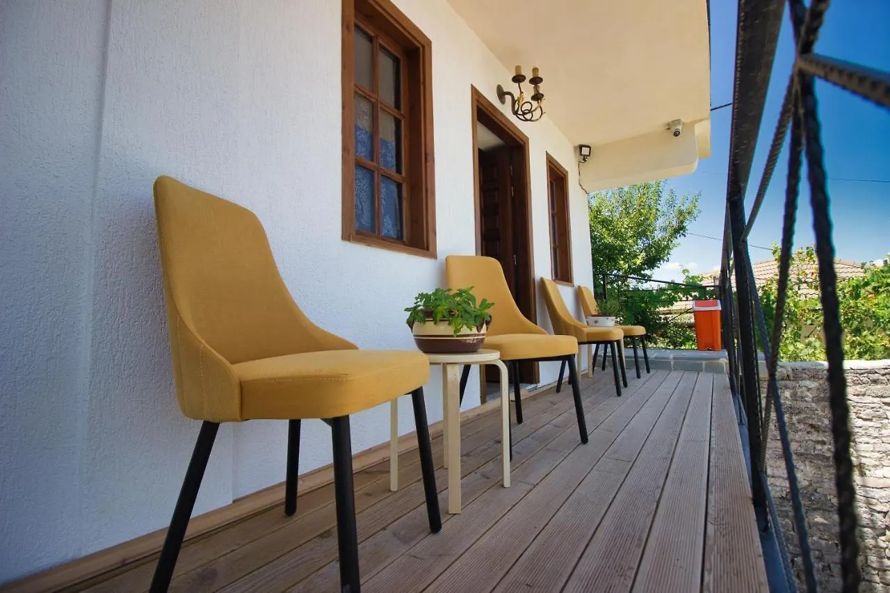 Vila 112 Hotel Gjirokastër 3*,  Albânia