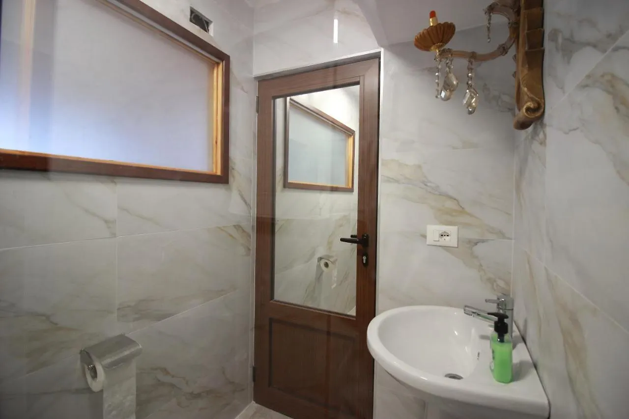 ***  Vila 112 Hotel Gjirokastër Albânia