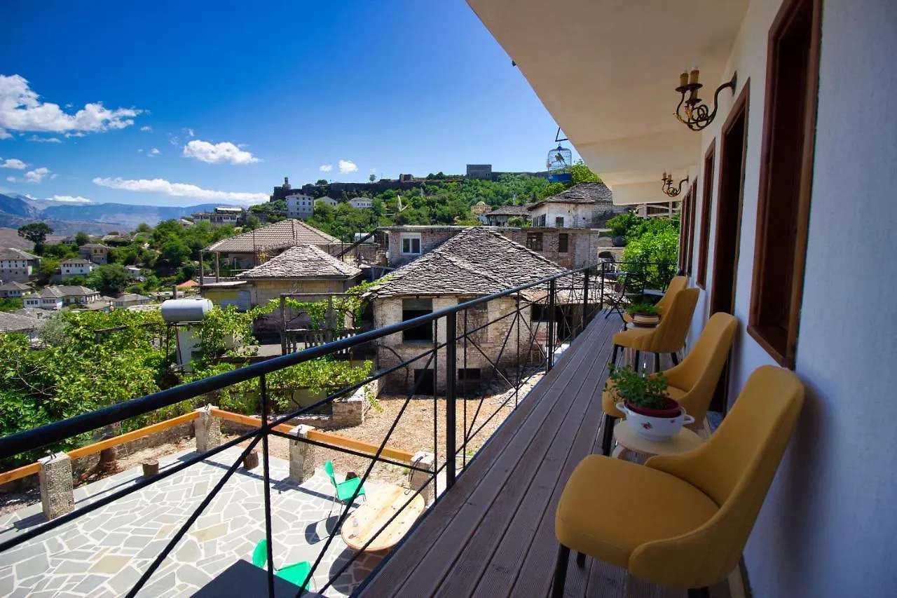 Vila 112 Hotel Gjirokastër