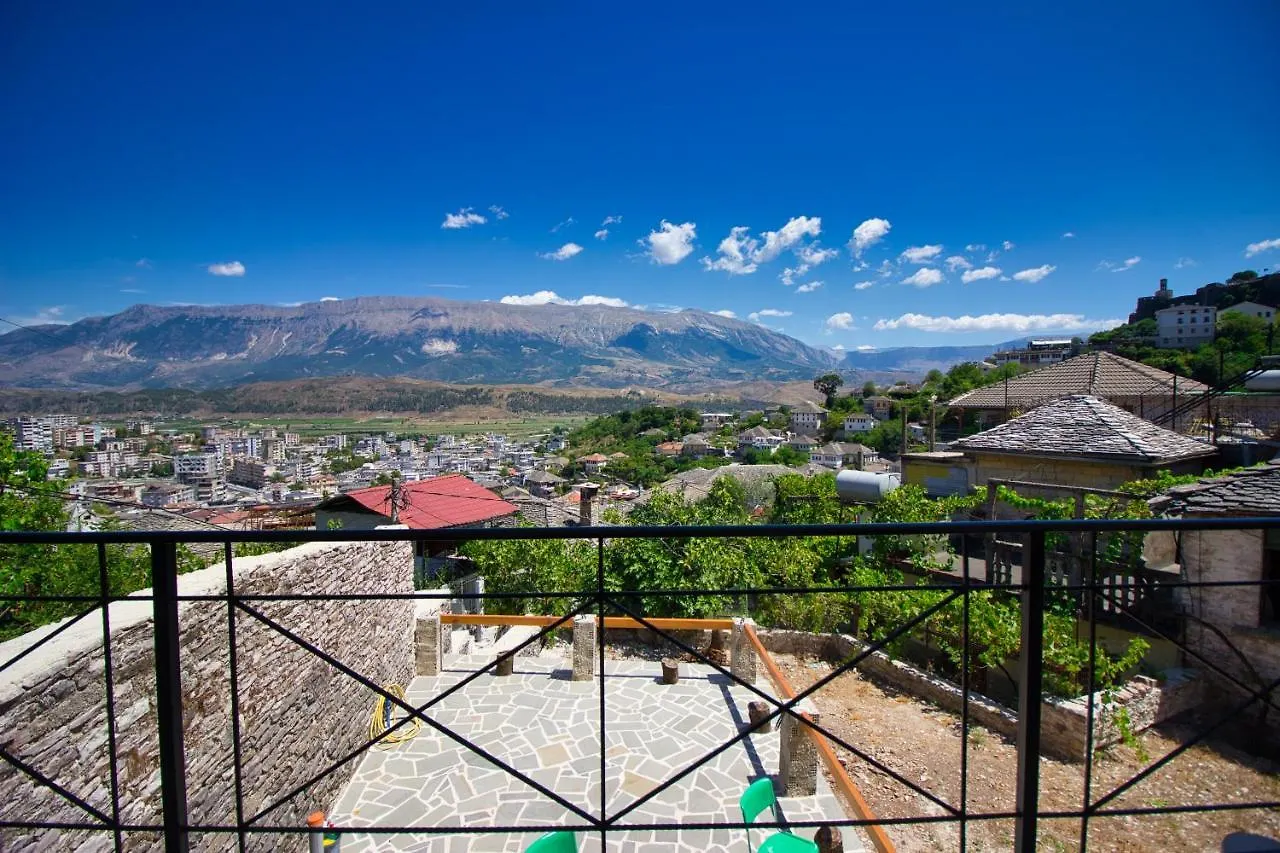 Vila 112 Hotel Gjirokastër Albânia
